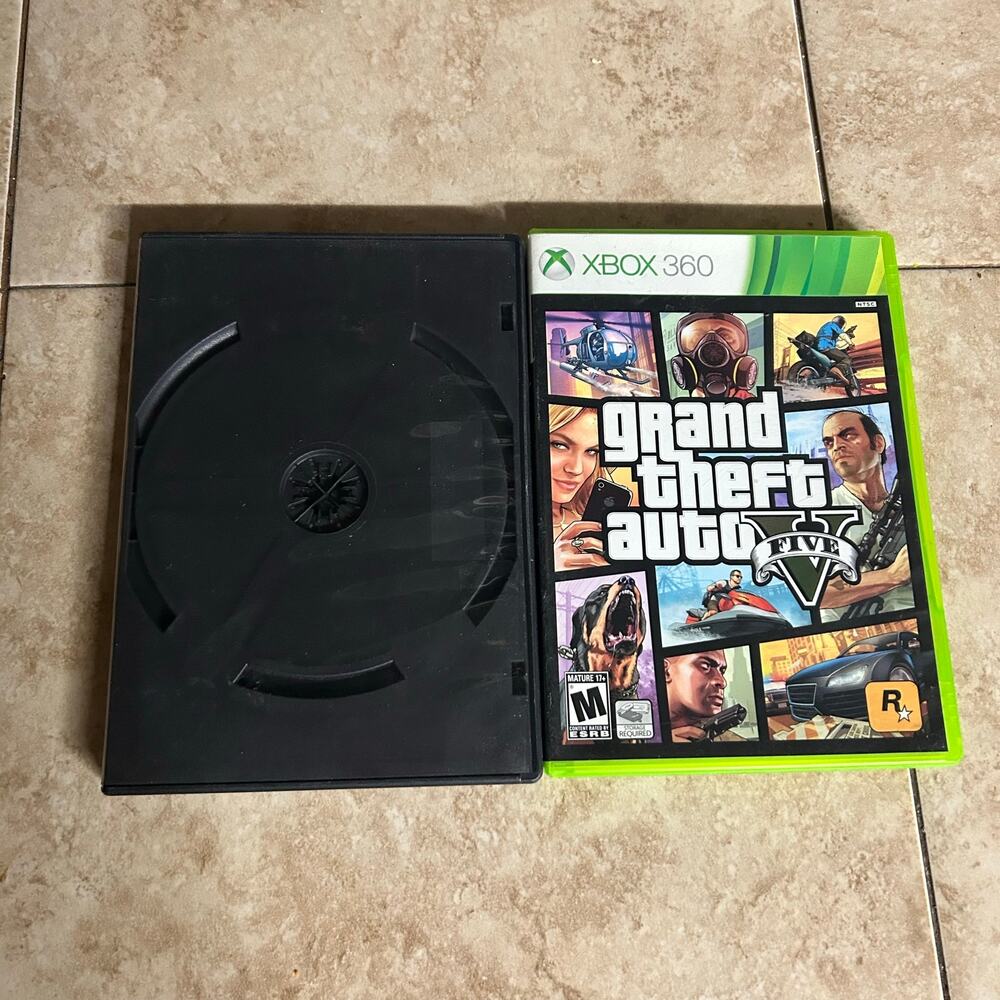 Xbox360 Video Games Lot Dragon Ball Z Raging Blast & Grand Theft Auto 5 Untested